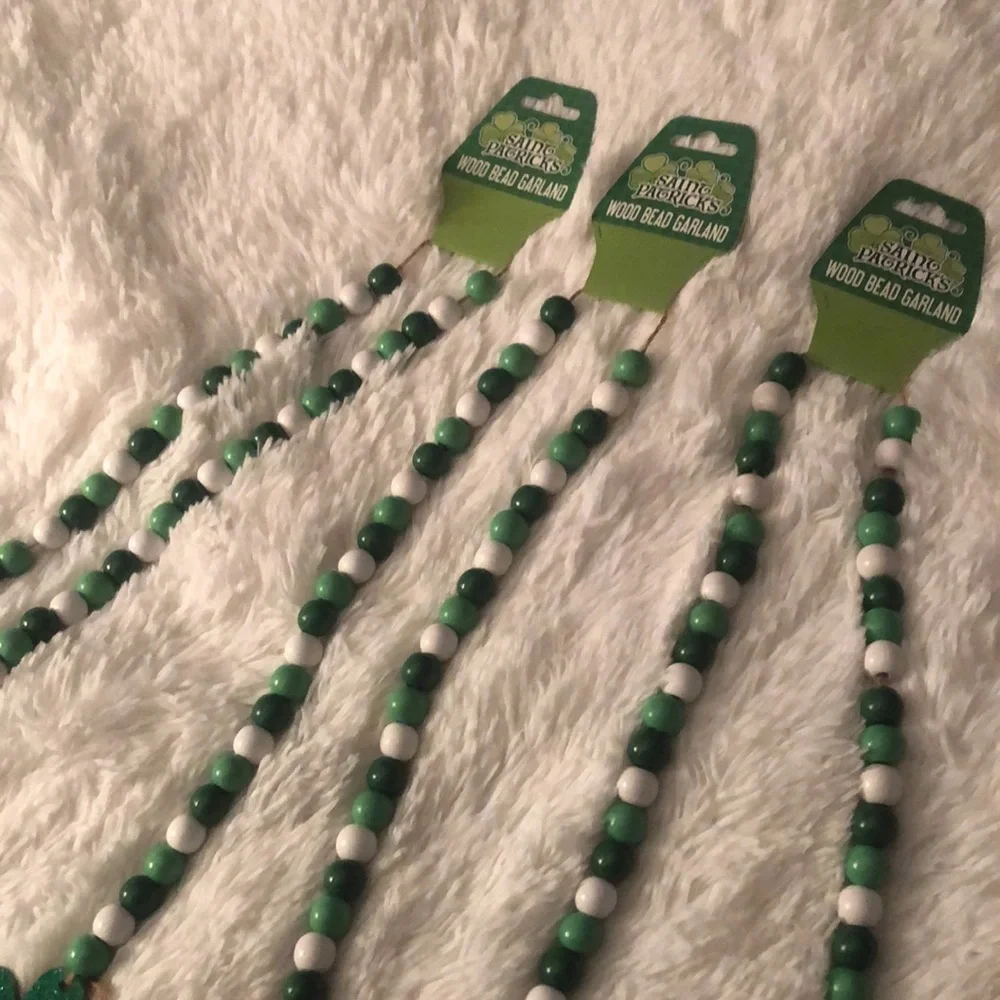 🍀 Saint Patrick’s Day Wooden Bead Garland Rainbow 🌈 Shamrock 🍀 Leprechaun
